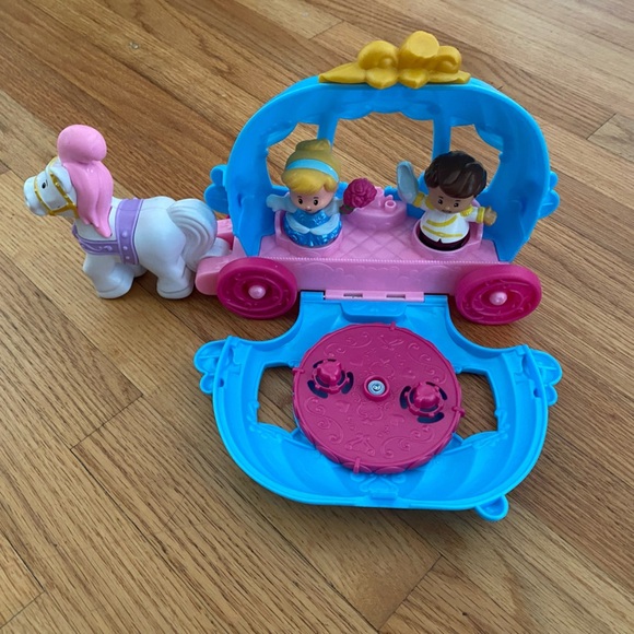 Little People Cinderella Carriage Toy - Picture 2 of 5